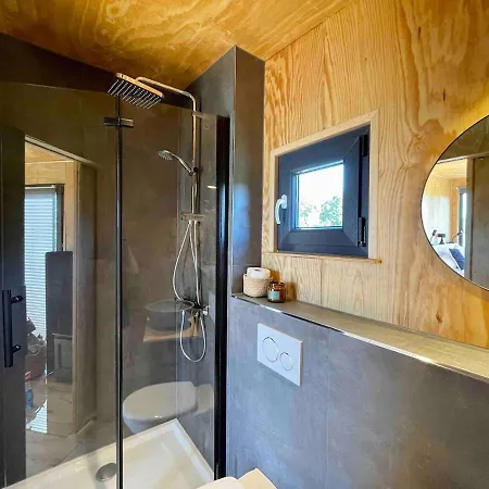 Tiny Ausblick Mit Sauna Prázdninový dům *