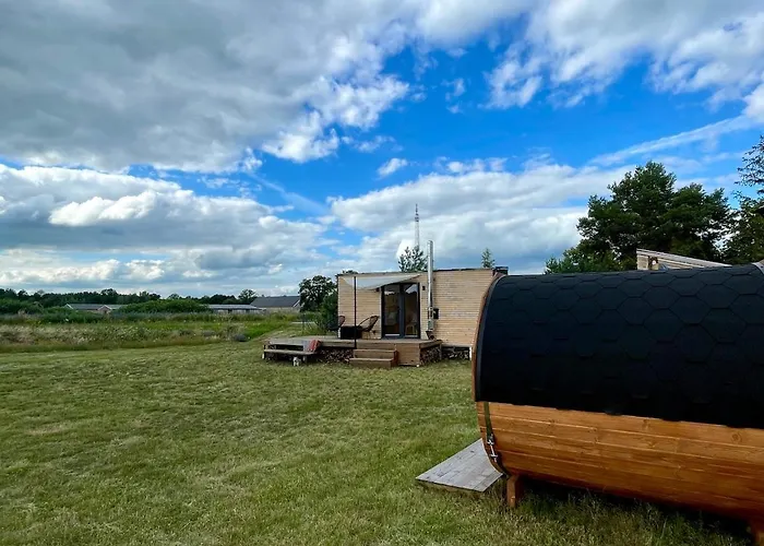 Tiny Ausblick Mit Sauna Semesterbostad