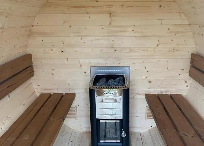 Semesterbostad Tiny Ausblick Mit Sauna Gross Garz